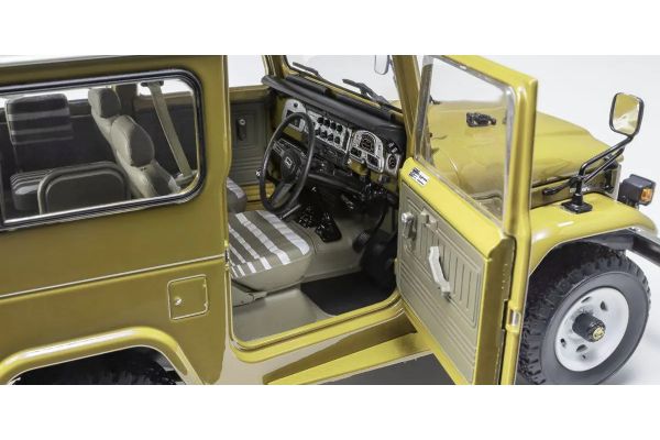 Cult 1/18 トヨタ ランドクルーザー LAND CRUISER 40 Cult Models! 1:18 Scale Resin Model Car SUV Toyota Land