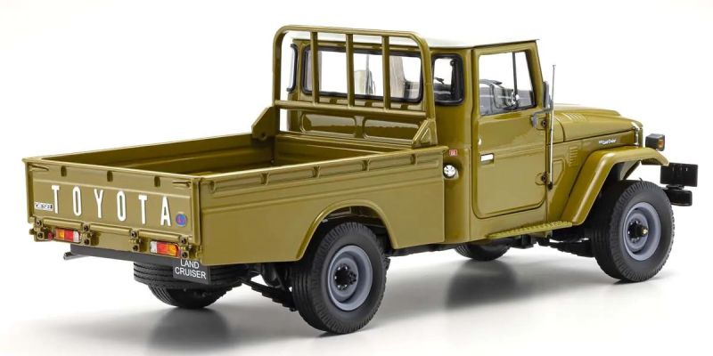 KYOSHO ORIGINAL 1/18scale Toyota Land Cruiser 40 Pickup (Olive) 08958K