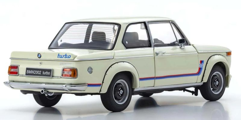KYOSHO ORIGINAL 1/18scale BMW 2002 Turbo (White) 08544W