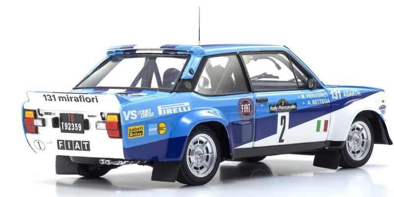 Fiat - 1:18 - Display Car Models - KYOSHO RC