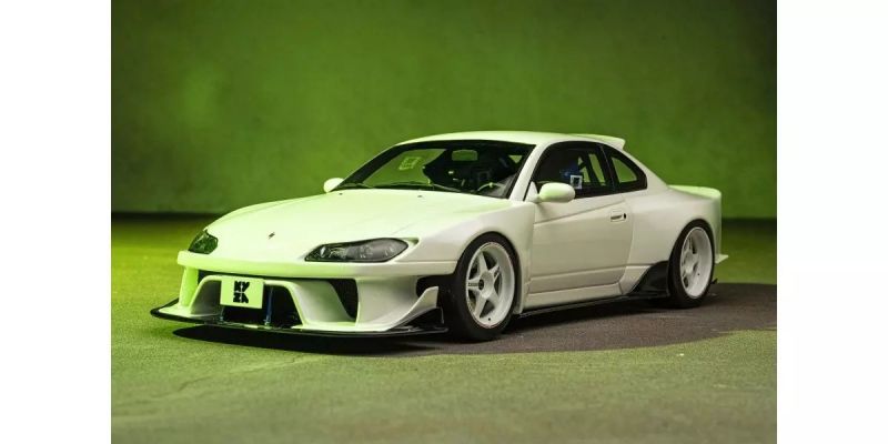 SAMURAI 1/18scale Nissan Silvia S15 Khyzyl Saleem (White) KSR18066W