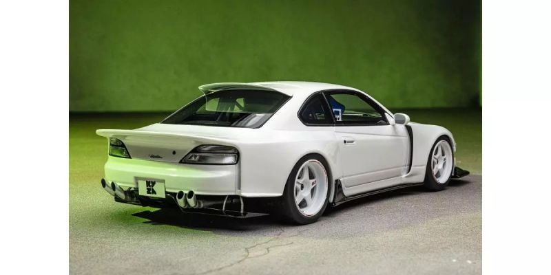 SAMURAI 1/18scale Nissan Silvia S15 Khyzyl Saleem (White) KSR18066W