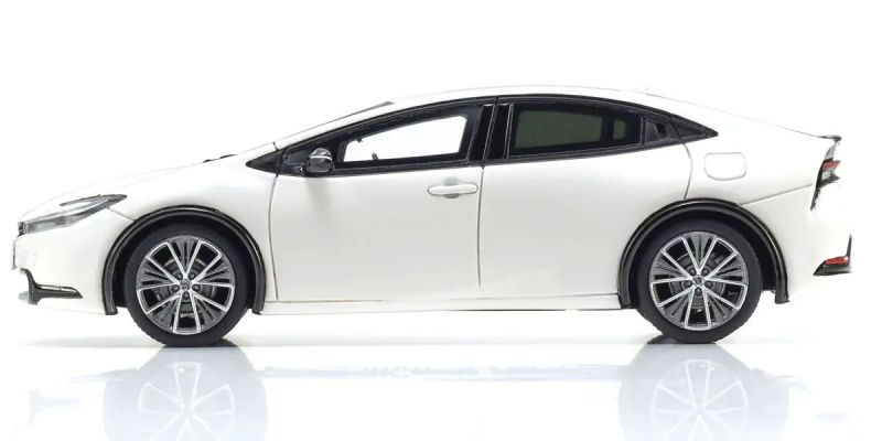 KYOSHO ORIGINAL 1/43scale TOYOTA PRIUS (WHITE)  KSR43131W